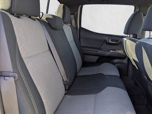 Used 2021 Toyota Tacoma TRD Off-Road image 16