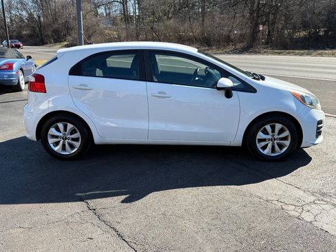 Used 2016 Kia Rio EX image 4