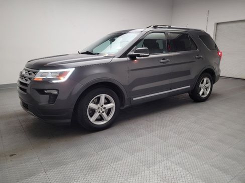 Used 2019 Ford Explorer XLT w/ Equipment Group 201A image 2