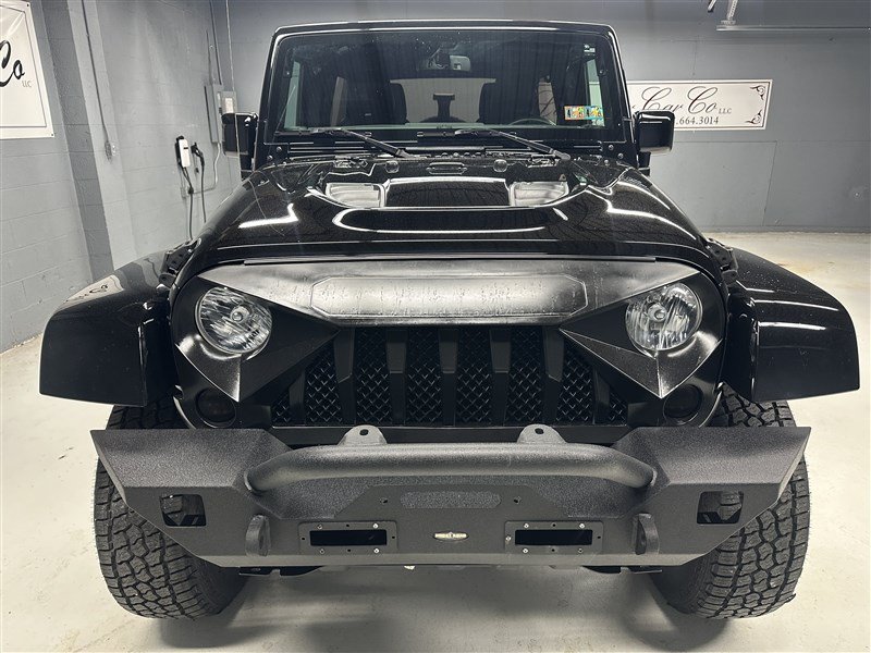 Used 2016 Jeep Wrangler Unlimited Sahara AWD/4WD image 10