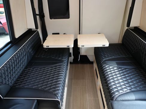 Used 2021 Mercedes-Benz Sprinter 3500 image 77
