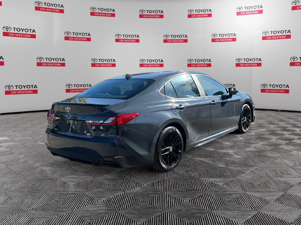 Certified 2025 Toyota Camry SE FWD image 5