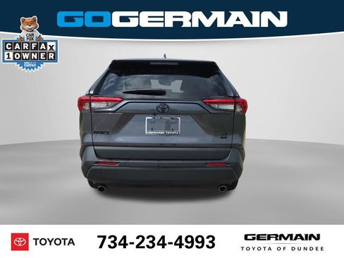 Used 2024 Toyota RAV4 LE AWD/4WD image 9