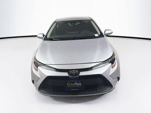 Used 2020 Toyota Corolla LE w/ Protection Package FWD image 2