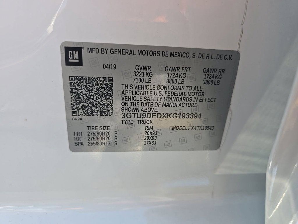 Used 2019 GMC Sierra 1500 SLT w/ SLT Premium Package AWD/4WD image 16