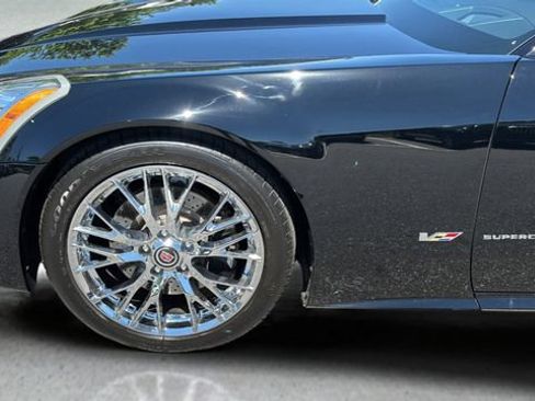 Used 2006 Cadillac XLR V RWD image 41