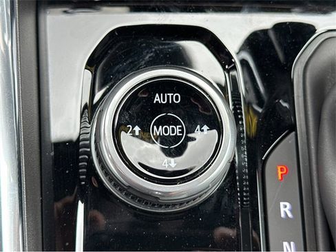 New 2025 GMC Canyon AT4 image 22