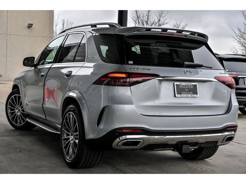 New 2026 Mercedes-Benz GLE 450 4MATIC image 4