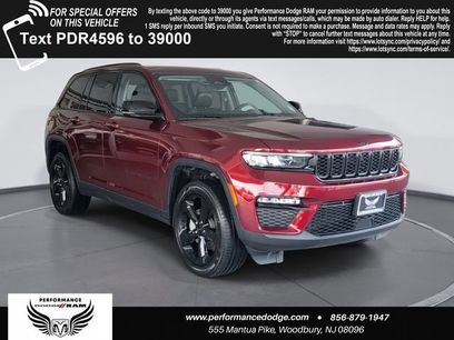Used 2023 Jeep Grand Cherokee Limited w/ Black Appearance Package
