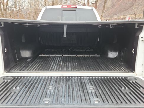 Used 2014 Toyota Tundra SR5 image 12