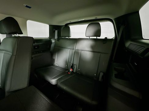 Certified 2025 Hyundai Santa Fe SEL FWD image 16