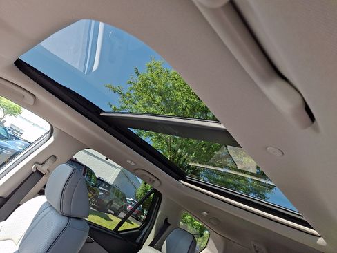 Certified 2023 Honda Pilot Elite image 14