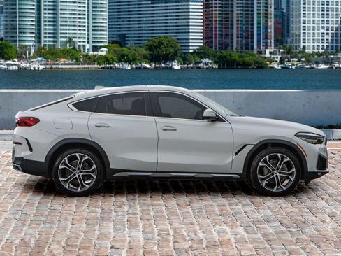 Used 2020 BMW X6 sDrive40i w/ Premium Package RWD image 4