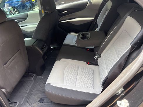 Used 2020 Chevrolet Equinox LS w/ LS Convenience Package FWD image 13
