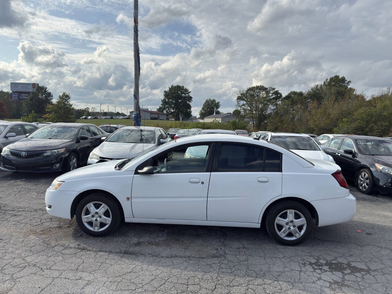 Used 2007 Saturn ION Level 2 w/ Preferred Pkg FWD image 3