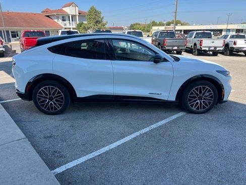 Used 2024 Ford Mustang Mach-E Premium image 6