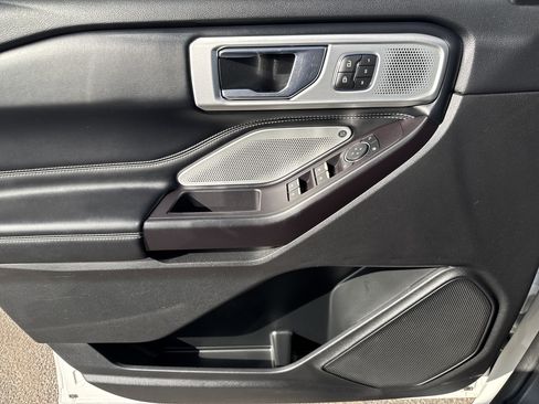 Used 2020 Ford Explorer ST w/ ST Street Pack image 14