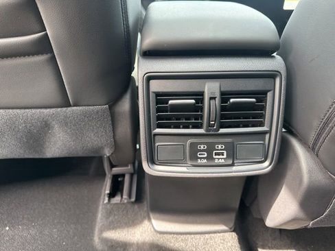New 2026 Subaru Forester Premium AWD/4WD image 27
