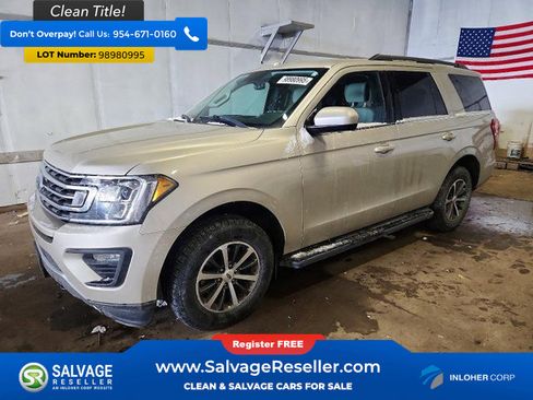 Used 2018 Ford Expedition XLT image 1