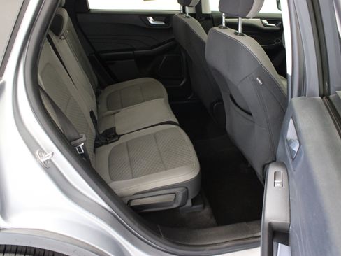 Used 2021 Ford Escape SE w/ SE Sport Appearance Package FWD image 34