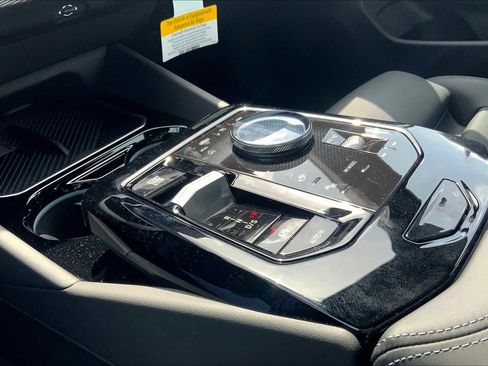 Used 2026 BMW 530i xDrive 530i xDrive w/ M Sport Package image 7