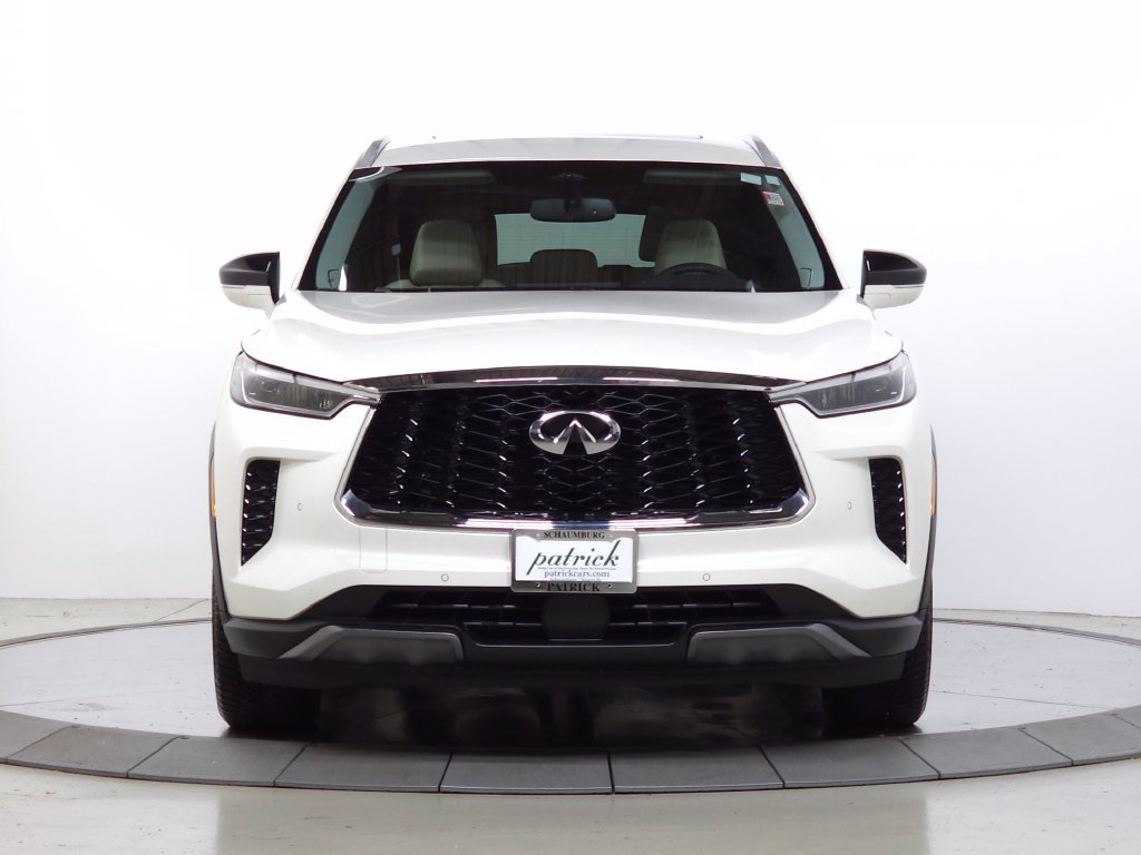 Used 2022 INFINITI QX60 Luxe w/ Performance Audio Package AWD/4WD image 2