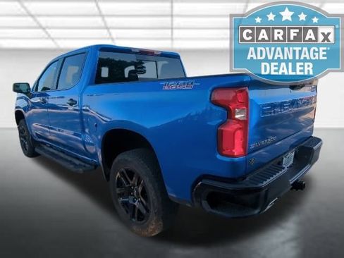 Used 2025 Chevrolet Silverado 1500 LT Trail Boss w/ Convenience Package II image 2