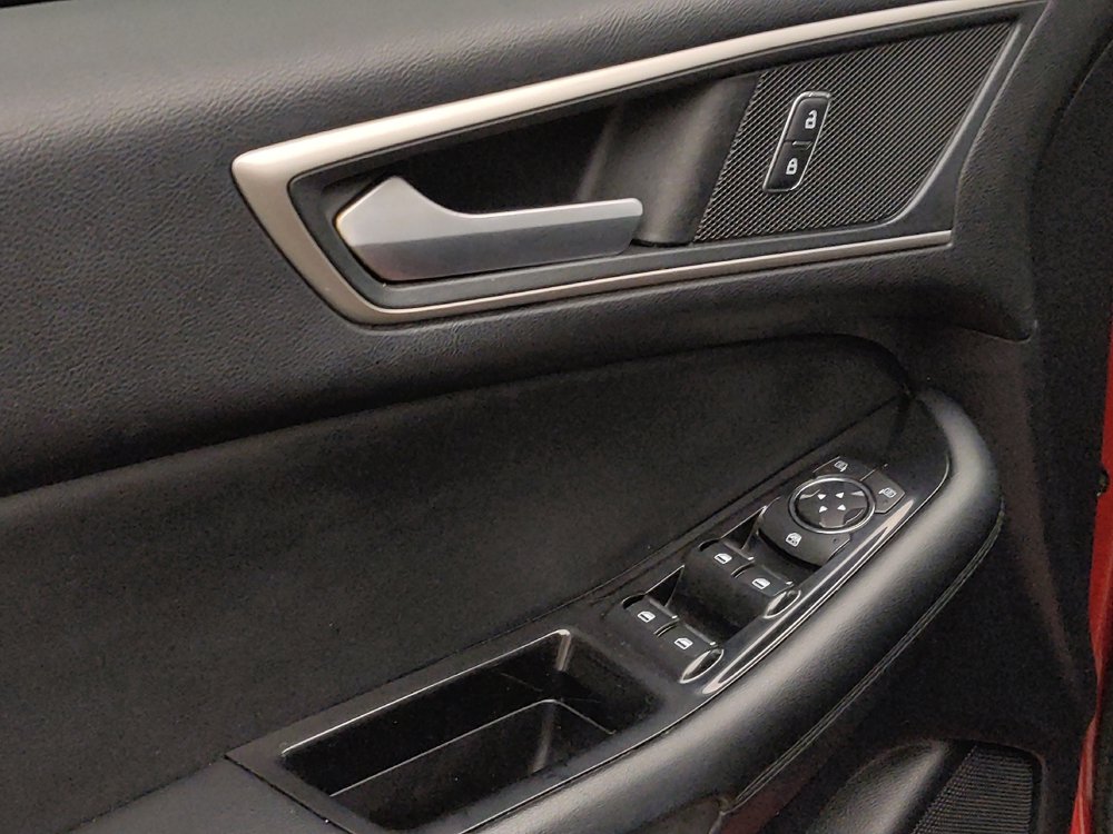 Used 2020 Ford Edge SEL w/ Convenience Package FWD image 27