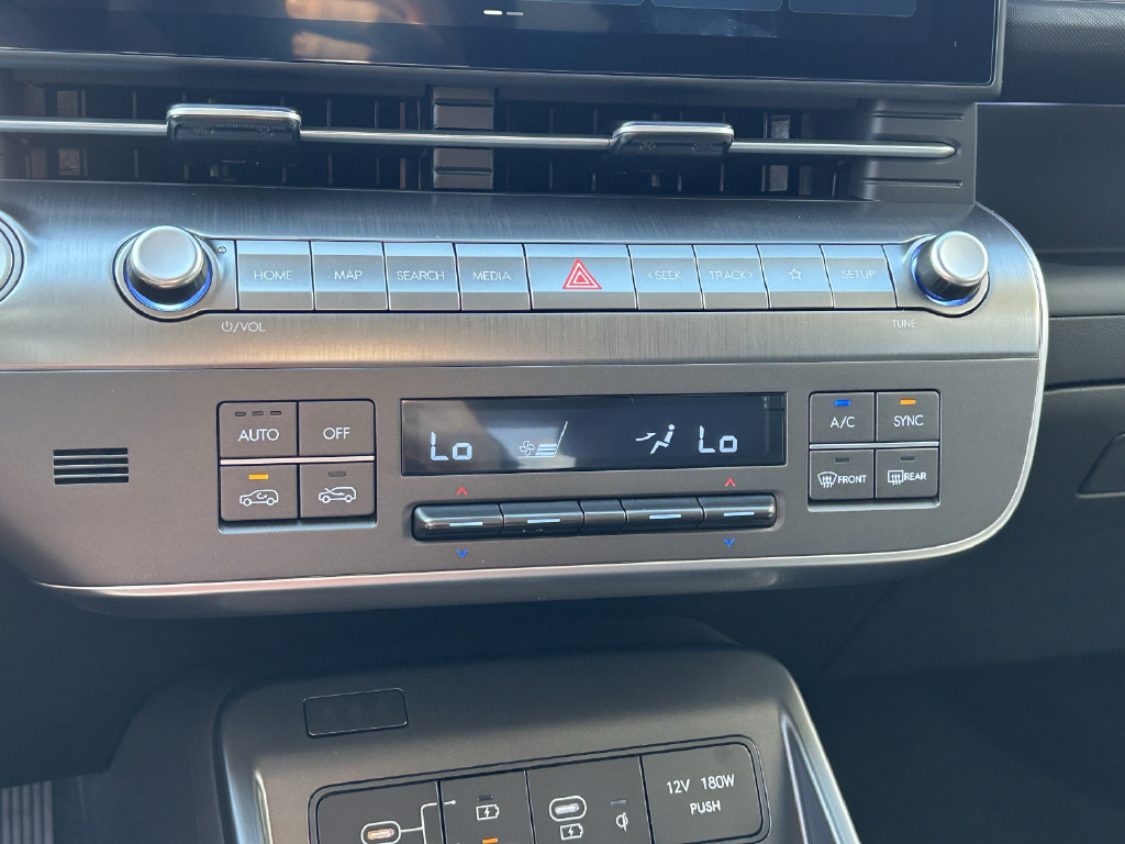 New 2027 Hyundai Kona Limited AWD/4WD image 29