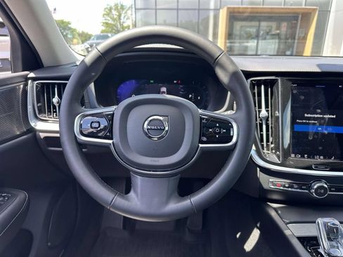 Certified 2024 Volvo V60 B5 Cross Country Ultimate AWD/4WD image 12