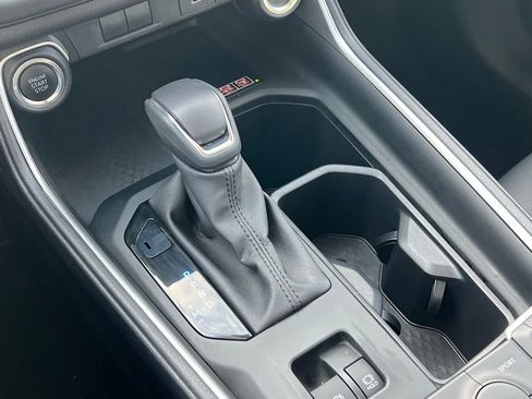 Used 2025 Toyota Grand Highlander XLE image 30