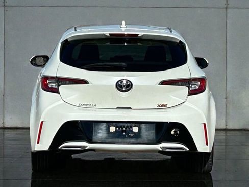 Used 2019 Toyota Corolla XSE image 5