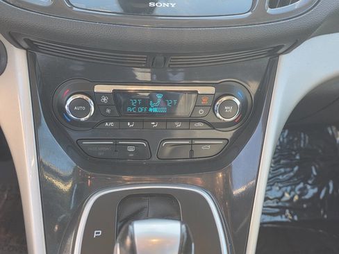 Used 2015 Ford C-MAX SEL w/ Equipment Group 302A image 16