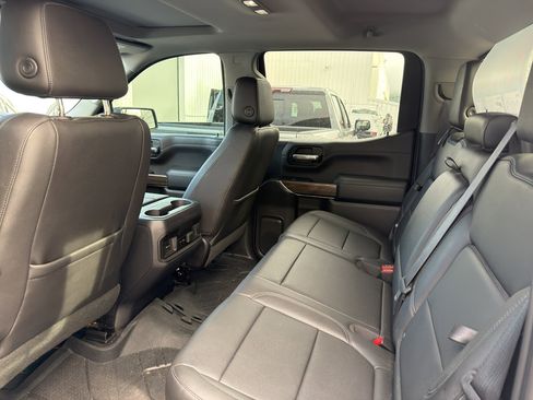 Used 2019 Chevrolet Silverado 1500 LT Trail Boss image 9