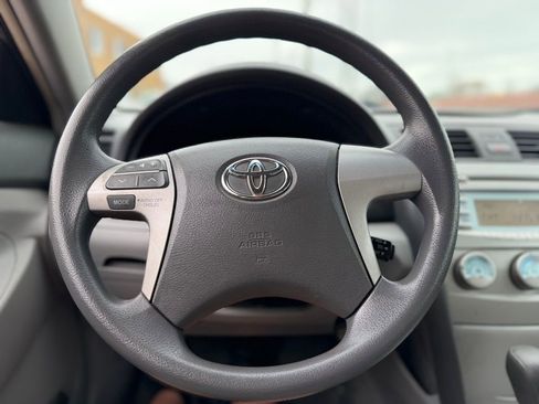Used 2009 Toyota Camry LE image 20