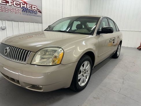 Used 2005 Mercury Montego Luxury image 4