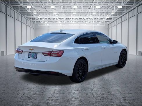 Used 2022 Chevrolet Malibu LT FWD image 5