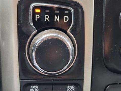 Used 2019 RAM 1500 Big Horn AWD/4WD image 14