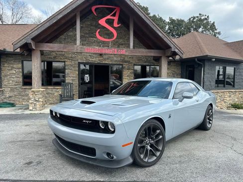 Used 2021 Dodge Challenger R/T Scat Pack RWD image 1
