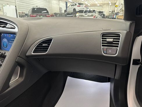 Used 2019 Chevrolet Corvette Grand Sport w/ Carbon Flash Badge Package RWD image 28