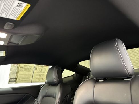 Used 2025 Ford Mustang GT Premium w/ GT Performance Package RWD image 19