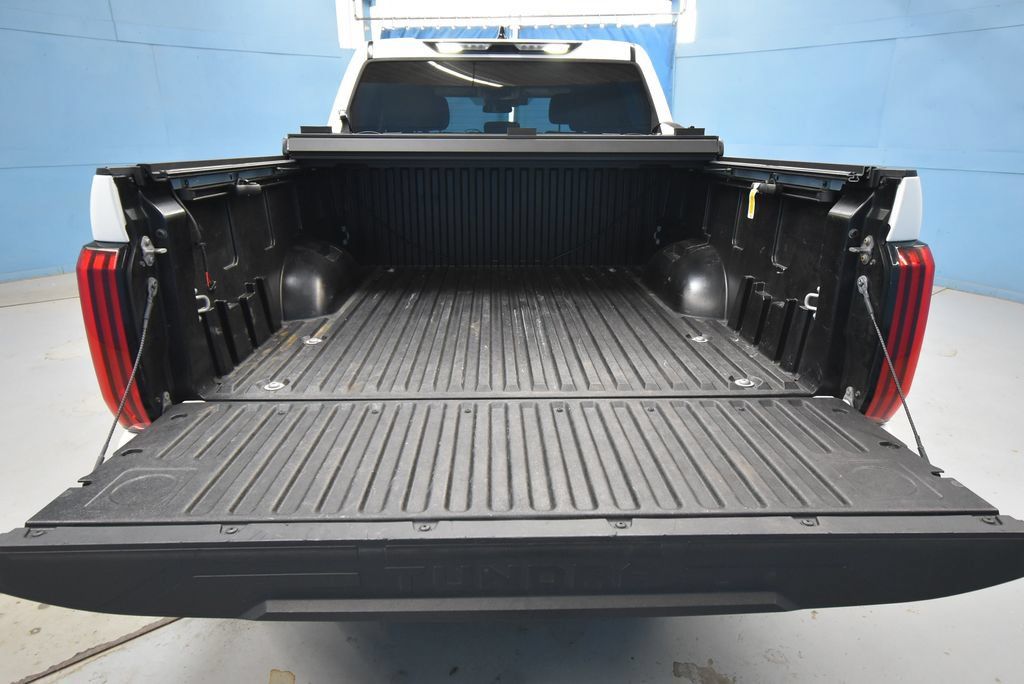 Used 2023 Toyota Tundra SR5 w/ SR5 Convenience Package AWD/4WD image 34