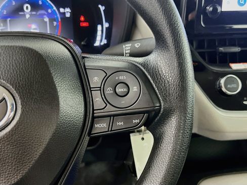 Used 2026 Toyota Corolla LE FWD image 20