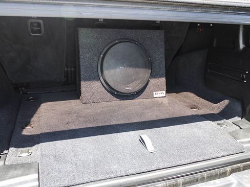 Used 2019 Jeep Wrangler Unlimited Rubicon w/ Cold Weather Group AWD/4WD image 24