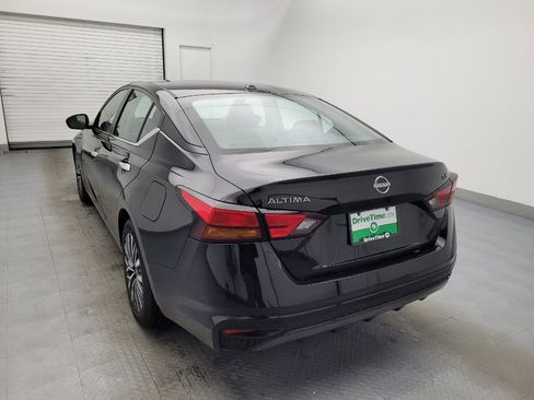 Used 2024 Nissan Altima 2.5 SV image 5