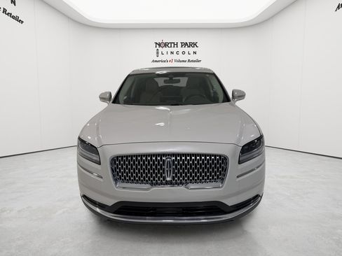 Used 2023 Lincoln Nautilus Reserve w/ Class II Trailer Tow Package FWD image 8
