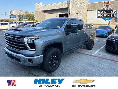Used 2025 Chevrolet Silverado 2500 LTZ w/ LTZ Convenience Package AWD/4WD image 1