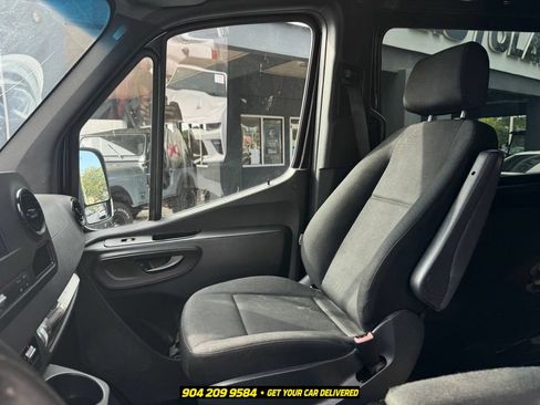 Used 2020 Mercedes-Benz Sprinter 3500 image 16