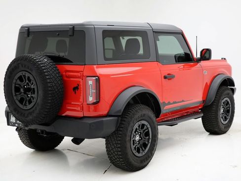 Used 2023 Ford Bronco Wildtrak AWD/4WD image 9