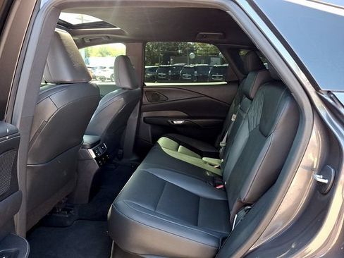 Used 2024 Lexus RX 350 Premium w/ Accessory Package (Z1) AWD/4WD image 10